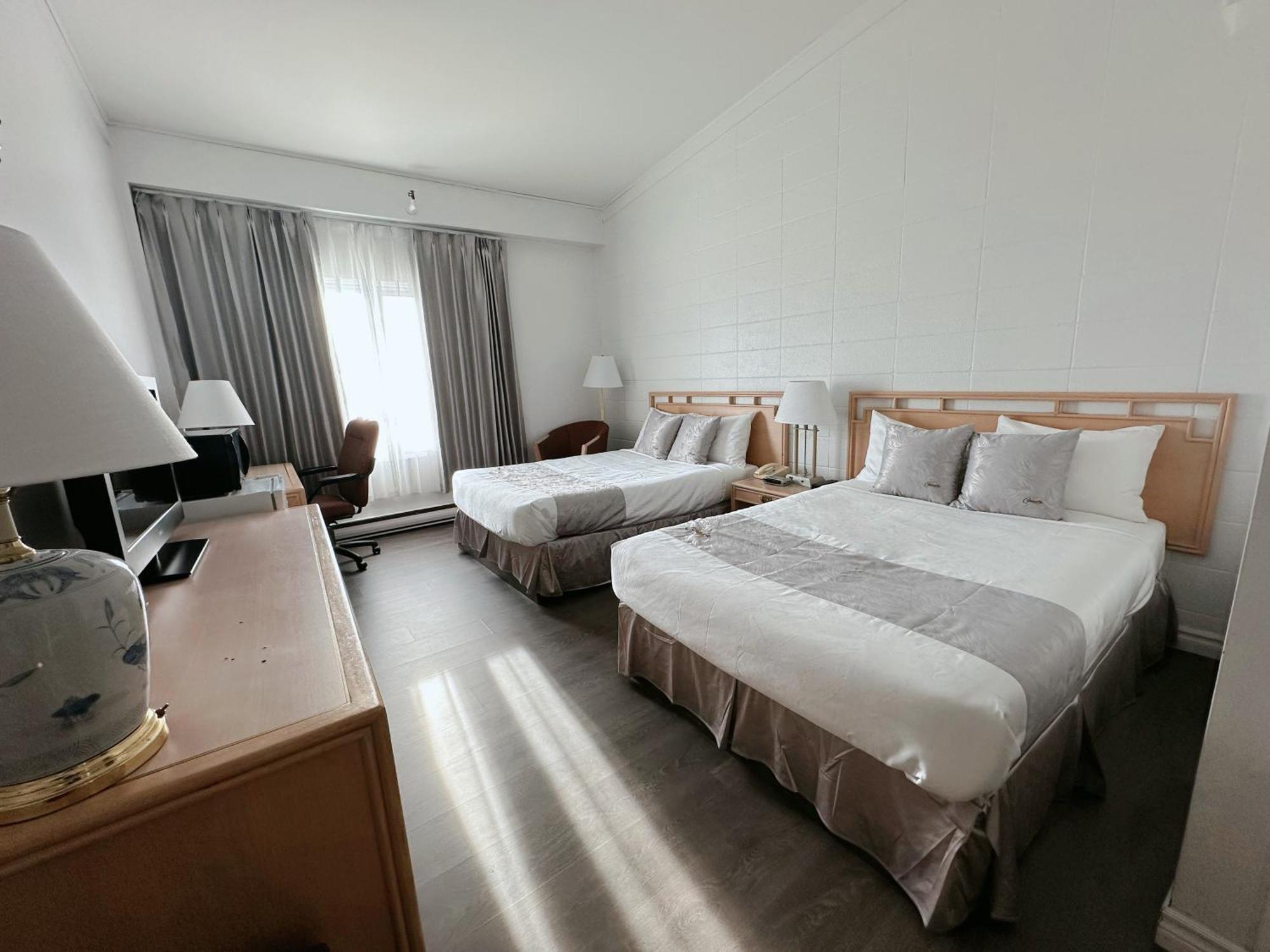 Hotel La Caravelle Baie-Comeau Εξωτερικό φωτογραφία
