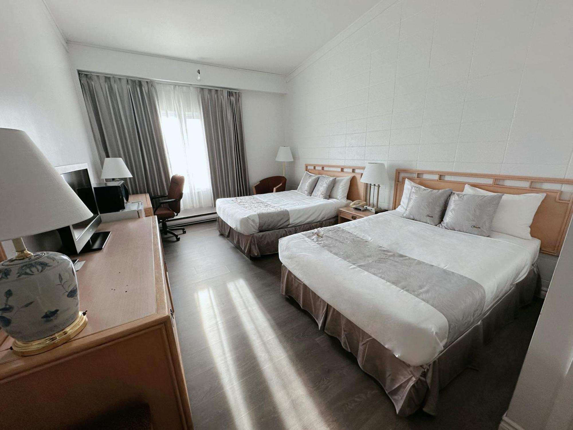 Hotel La Caravelle Baie-Comeau Εξωτερικό φωτογραφία