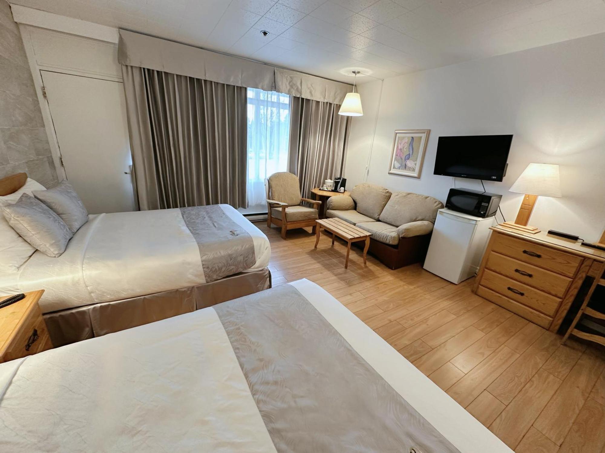 Hotel La Caravelle Baie-Comeau Εξωτερικό φωτογραφία